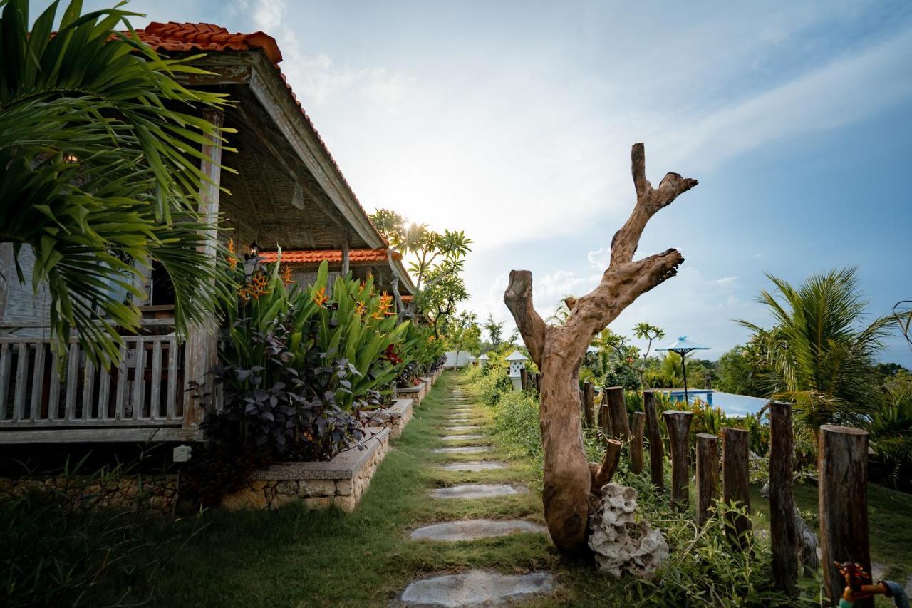 Gara Gara Sea View Batununggul Exterior foto